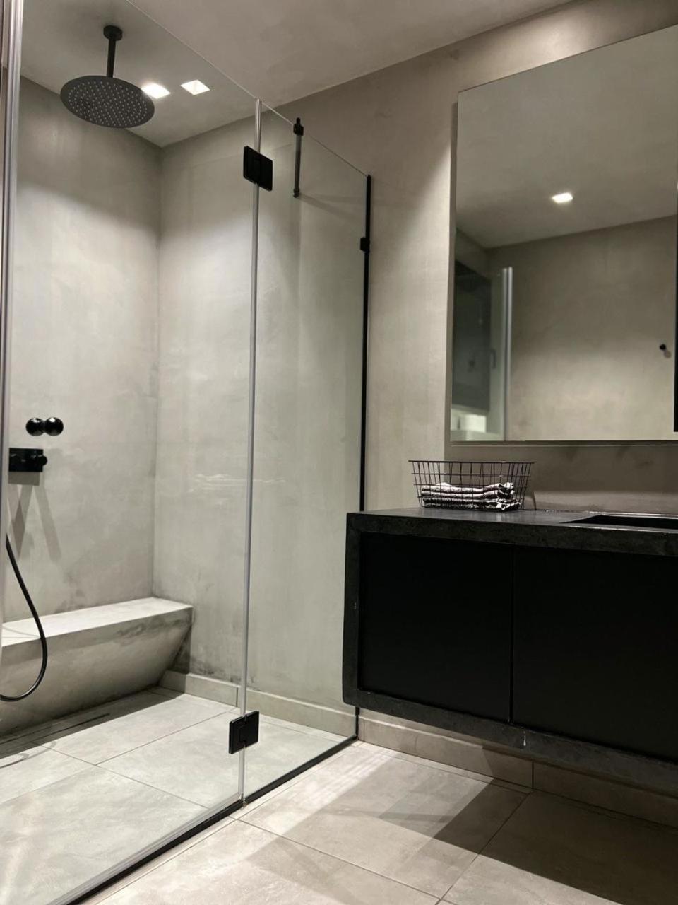 Casagold Glyfada Luxury Apartment Near The Sea Αθήνα Εξωτερικό φωτογραφία